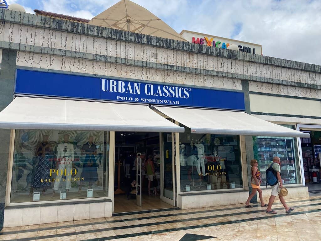 Upper Floor Dining Experience