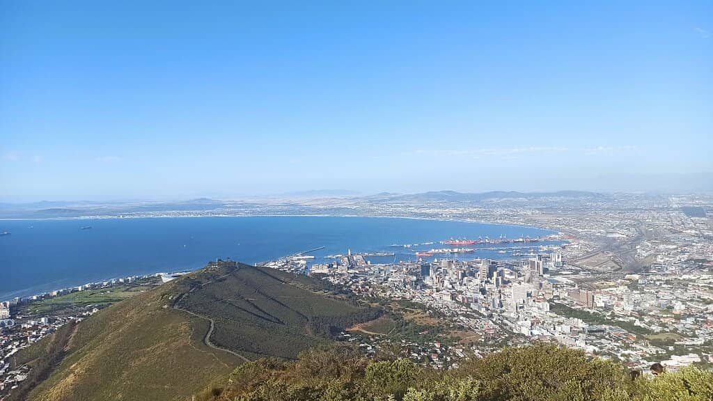 Ladder & Chain Ascent