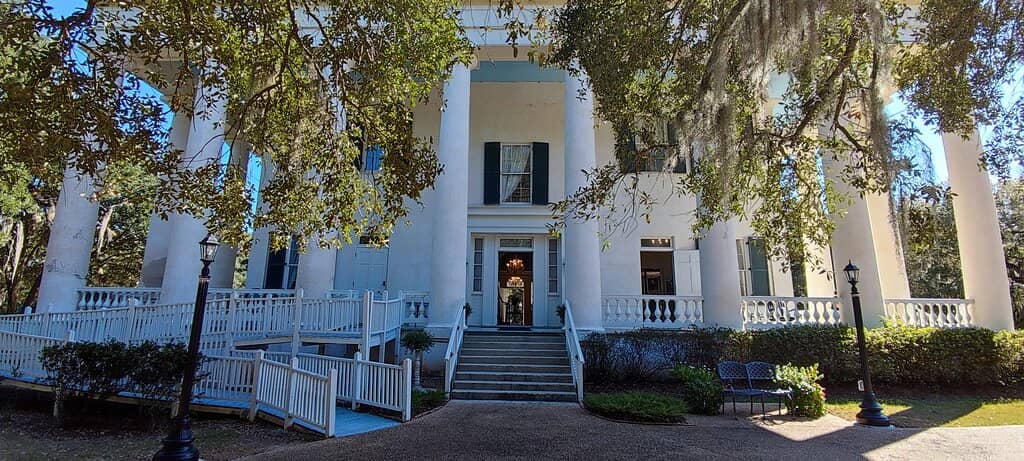 Cozy Cottage Retreat