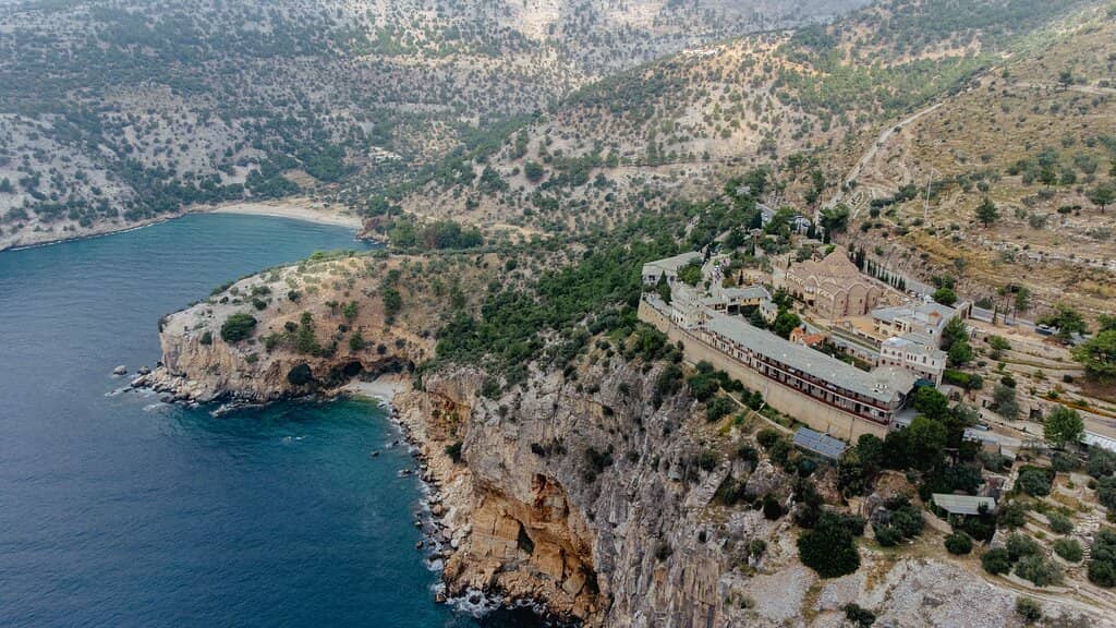 Iconic Domes and Architecture