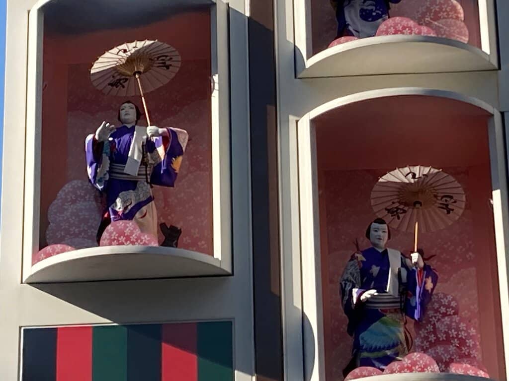 Cafe MARU's "Dress Pudding"