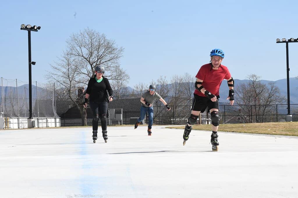 Witness Live Speed Skating Events