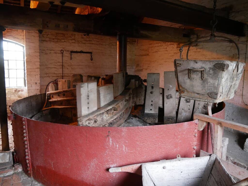 Canal and Railway Walks