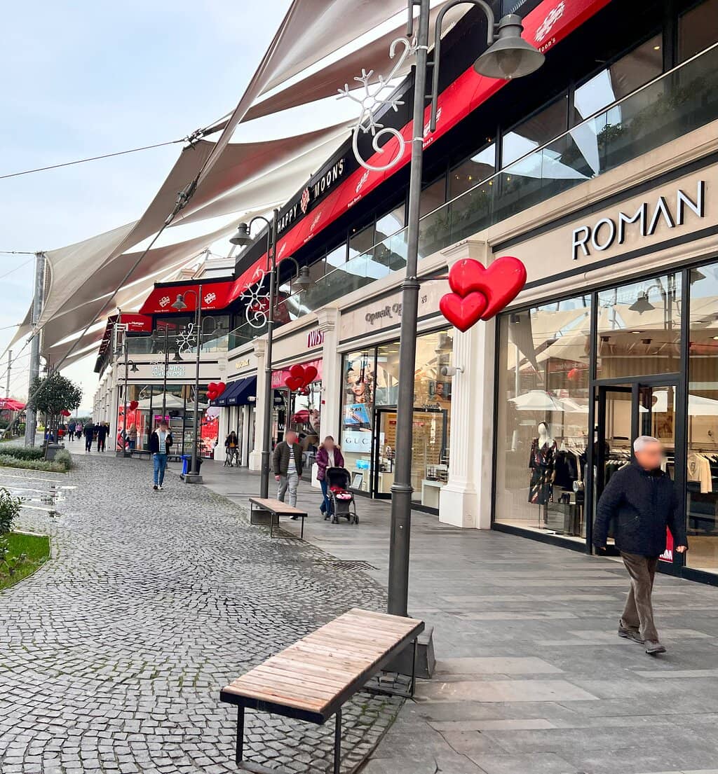 Unique Open-Air Ambiance