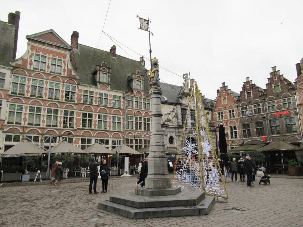 Ai Nati Oggi Lanterns