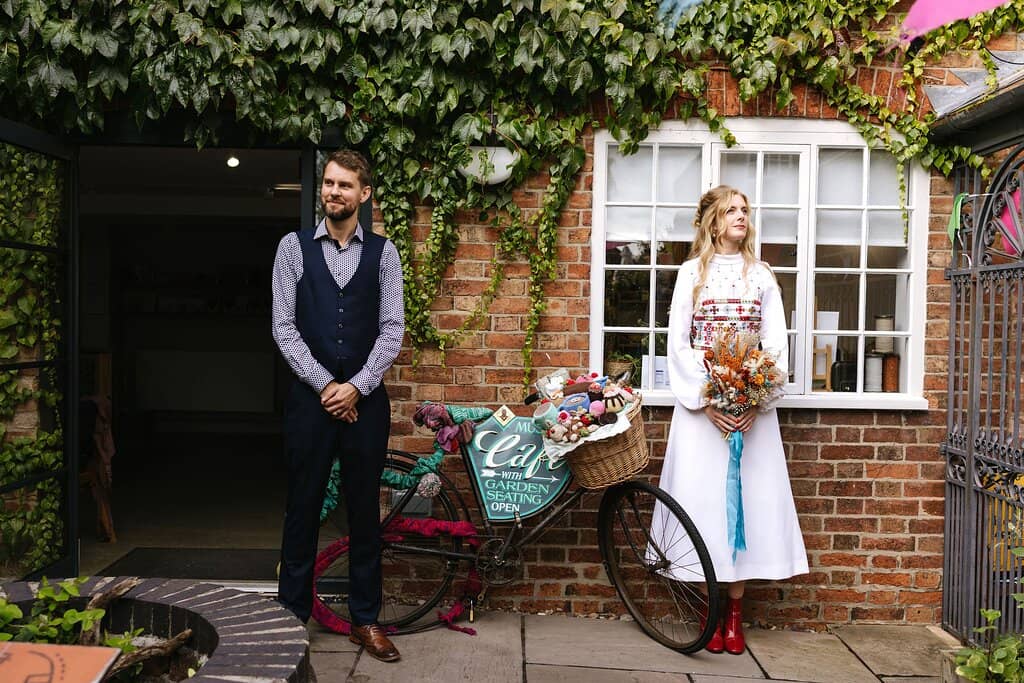 Charming Cafe & Garden