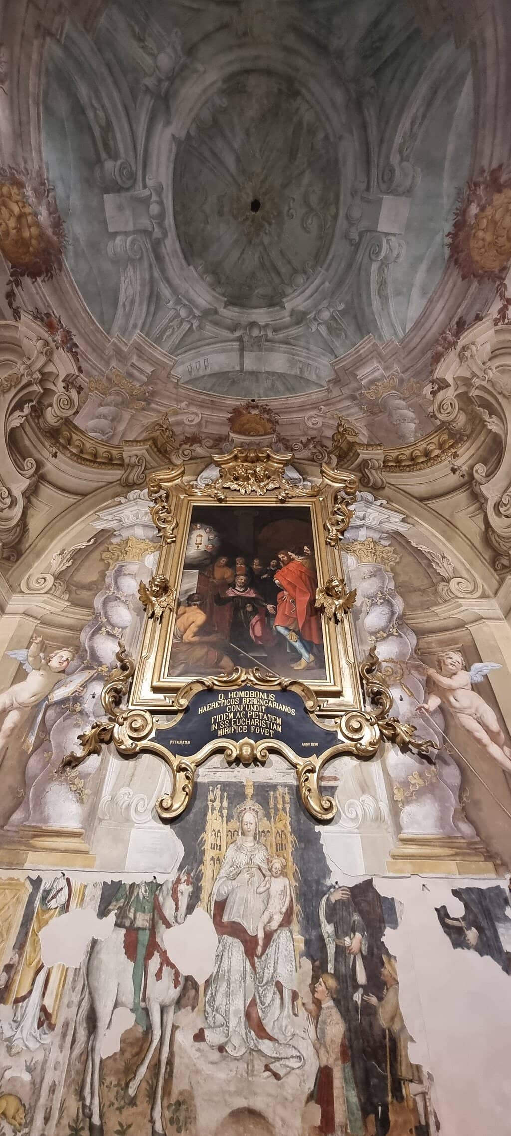 Spectacular Frescoes