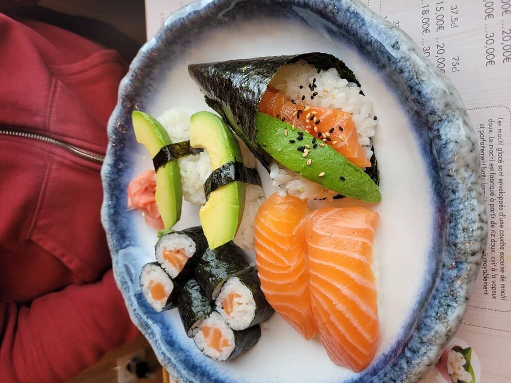 Flavorful Rice and Sashimi