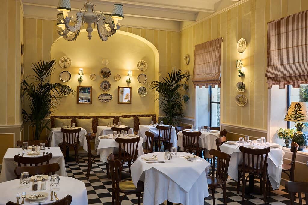 Lush Garden Pathways