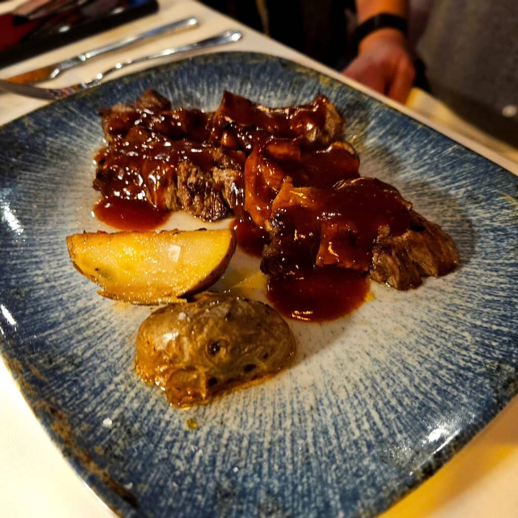 Innovative Seafood & Local Delicacies