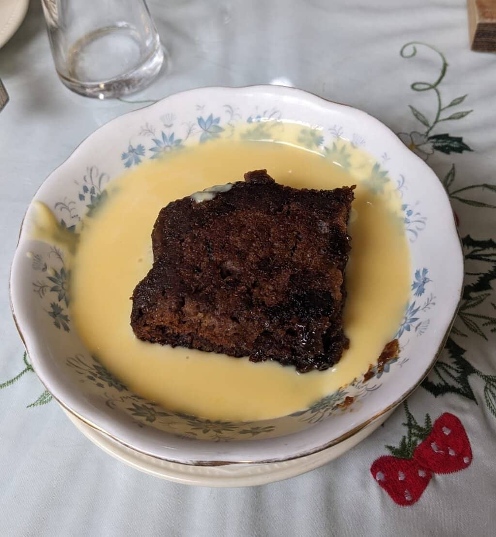 Beautiful Garden Dining