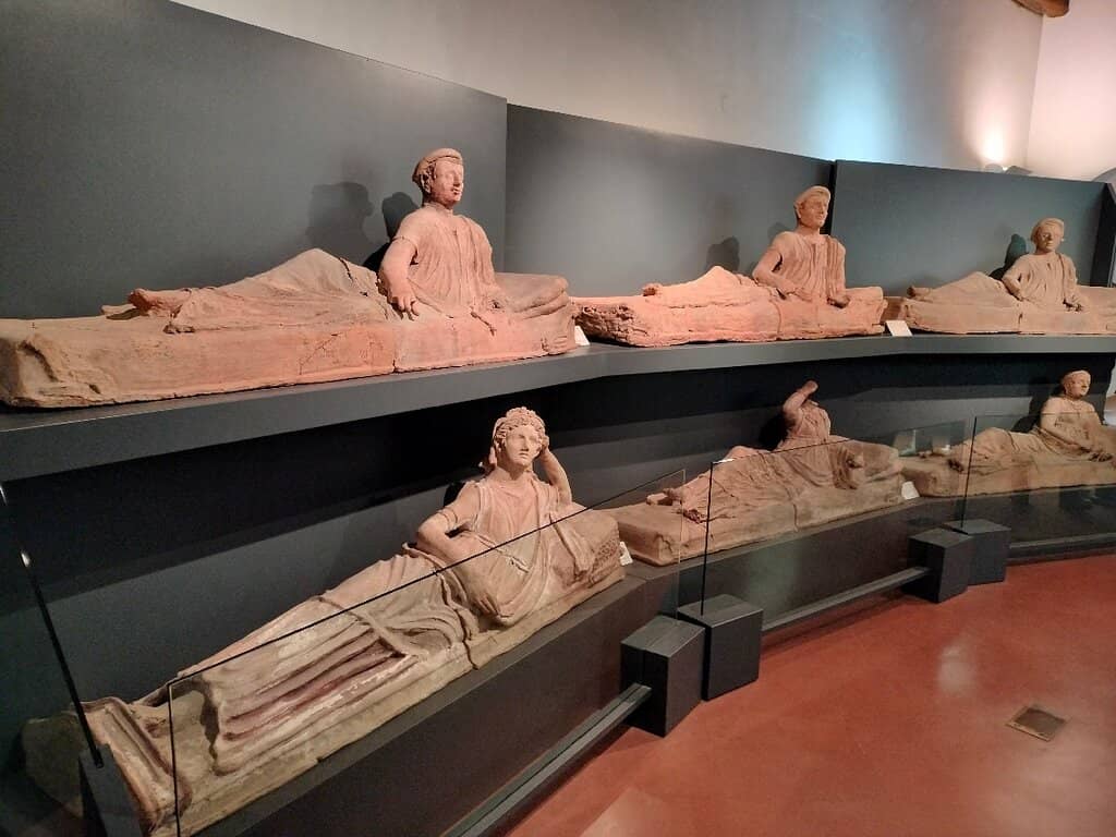 Clear Bilingual Explanations