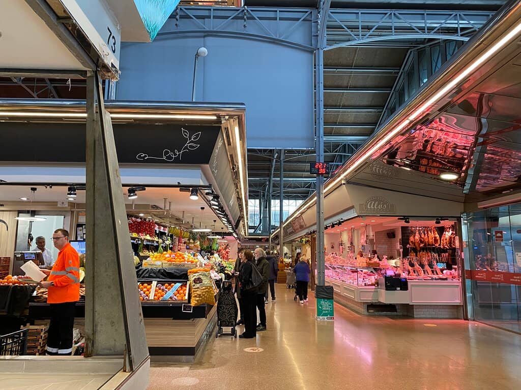 Tasting Bars & Eateries