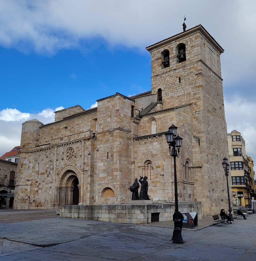 Plaza Mayor Ambiance