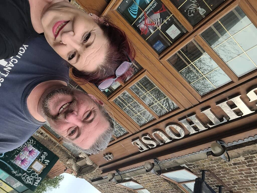 Island Vibes & Waterfront Views