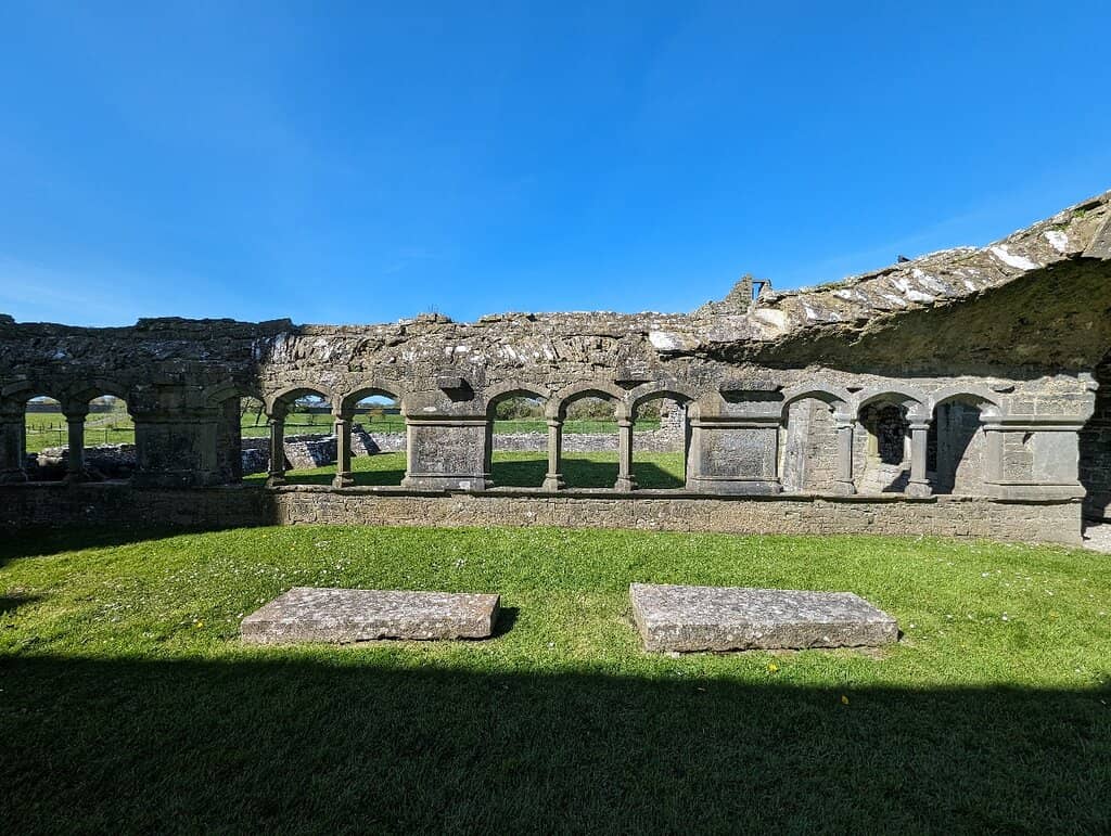 Well-Maintained Grounds