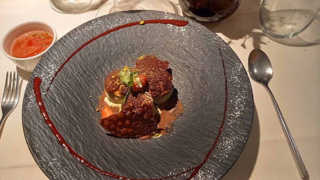 Charming Bistro Atmosphere