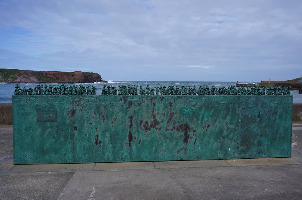 Seaside Contemplation Benches
