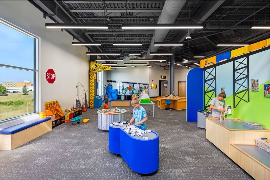 Oil Rig/B52 Climbing Area