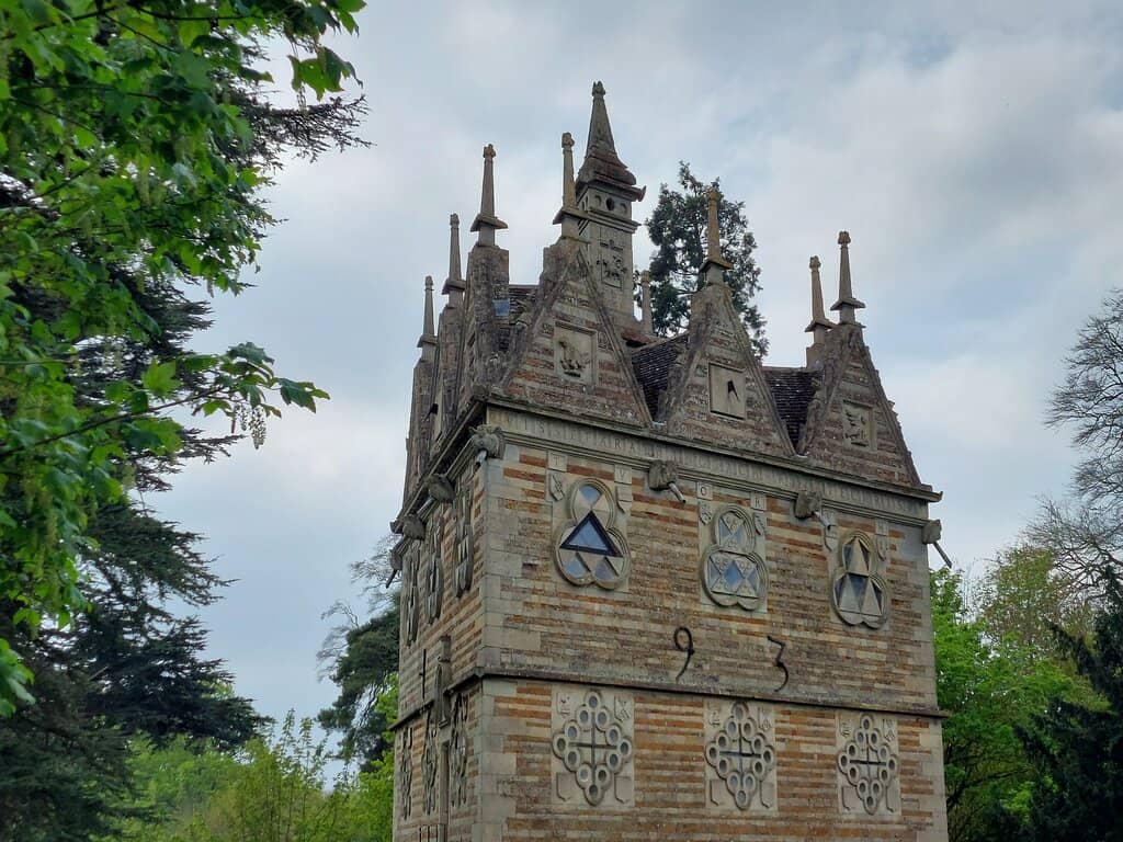 Symbolic Inscriptions