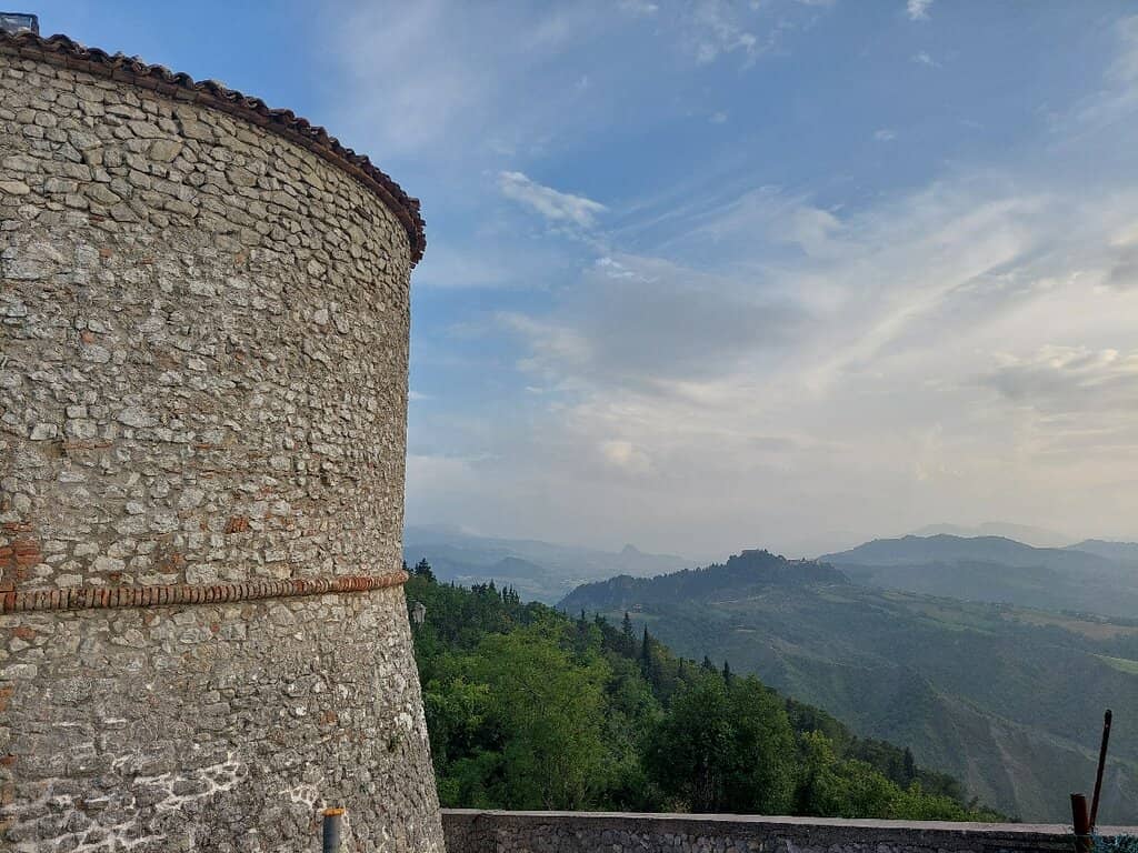 Panoramic Hilltop Views