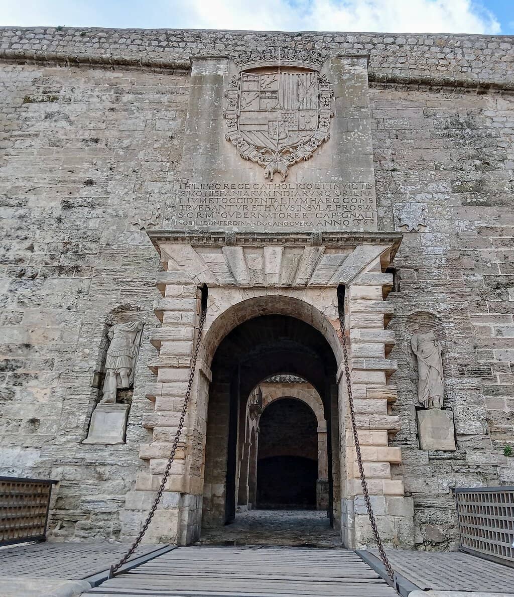 Replica Roman Statues