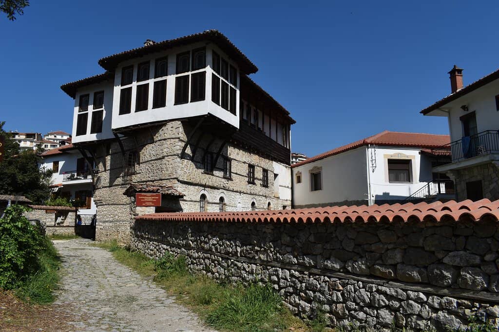 Intimate Guided Tours