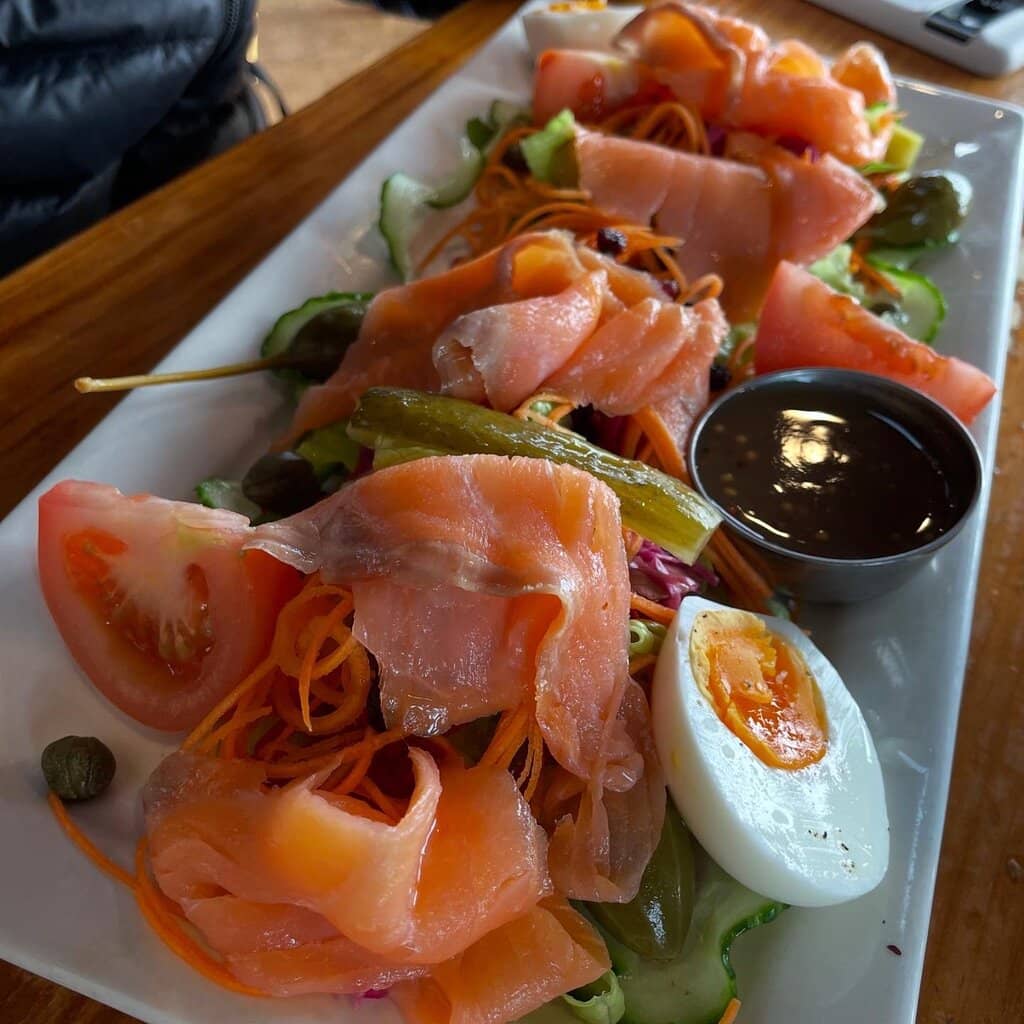 Amazing Cakes and Coffee