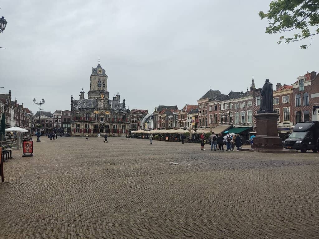 Antique & Flea Markets