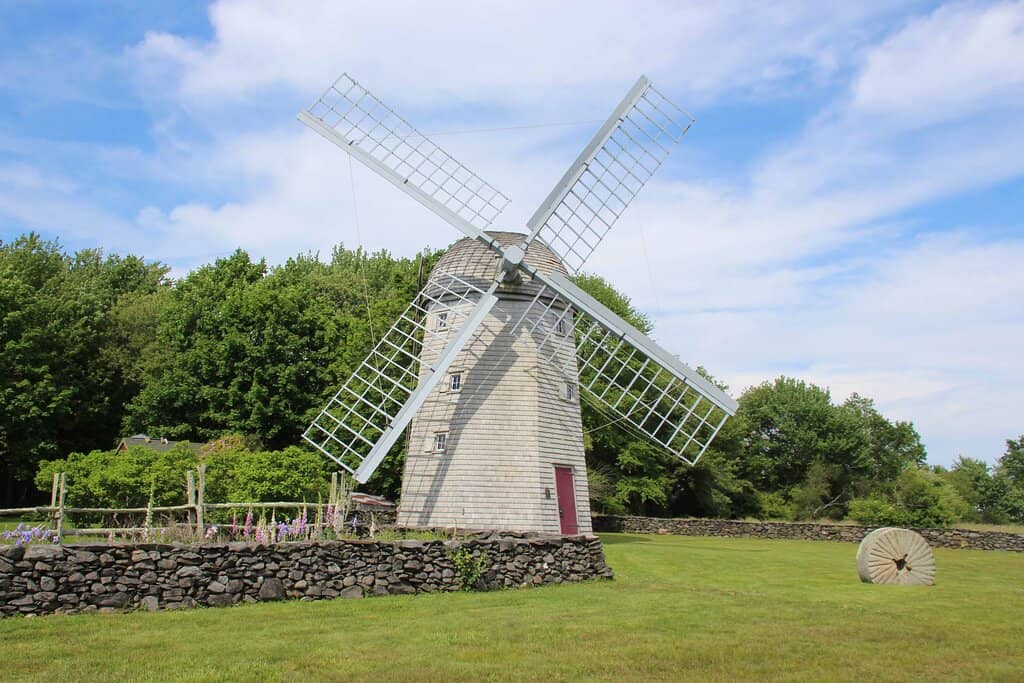 Jamestown's Rural Charm