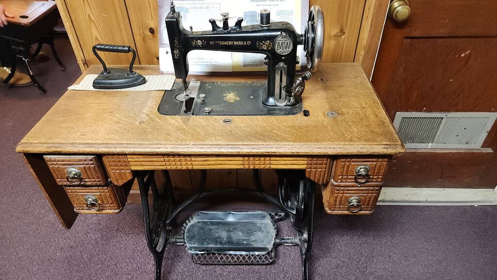 Railroad Building Exhibits