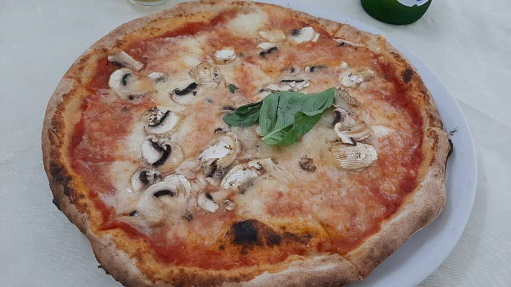 Cozy Italian Atmosphere