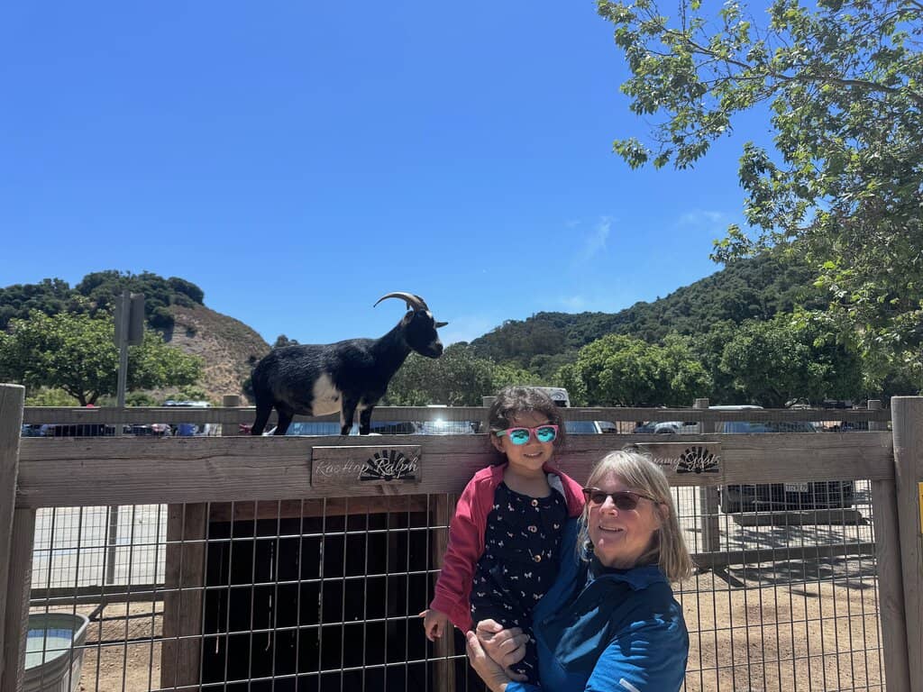 Fresh Produce & Baked Goods