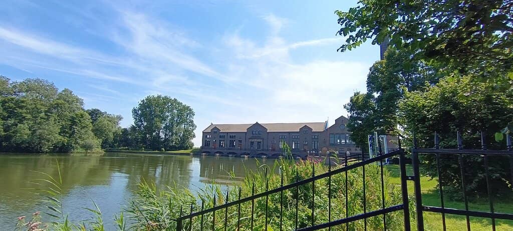 Guided Tour Experience