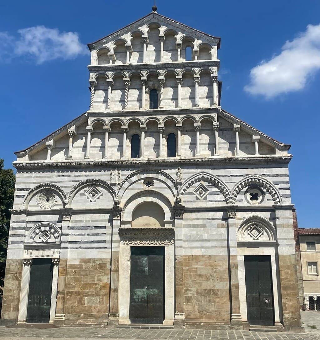Vertical photo