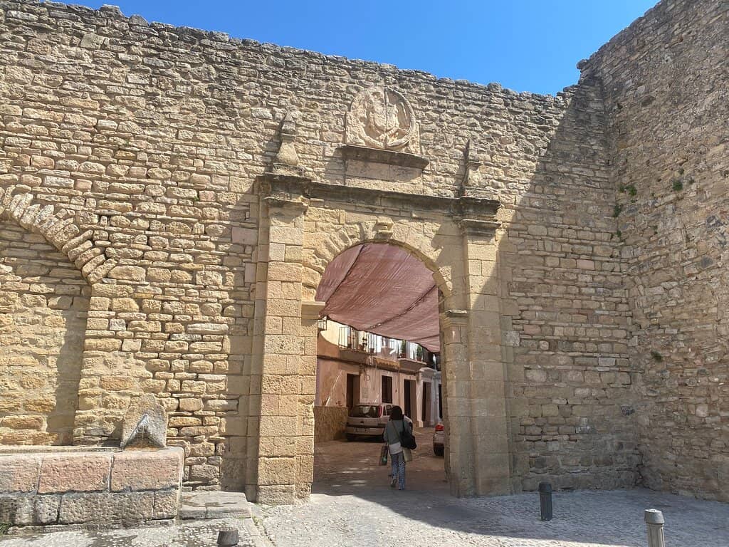 Puerta de Almocábar Gate