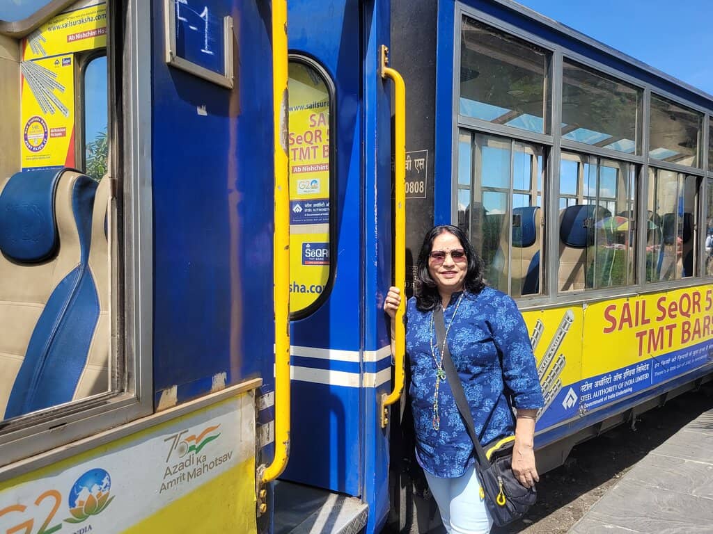 Miniature DHR Replica