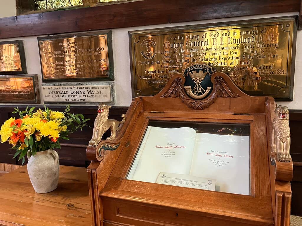 Volunteer-Run Coffee Shop