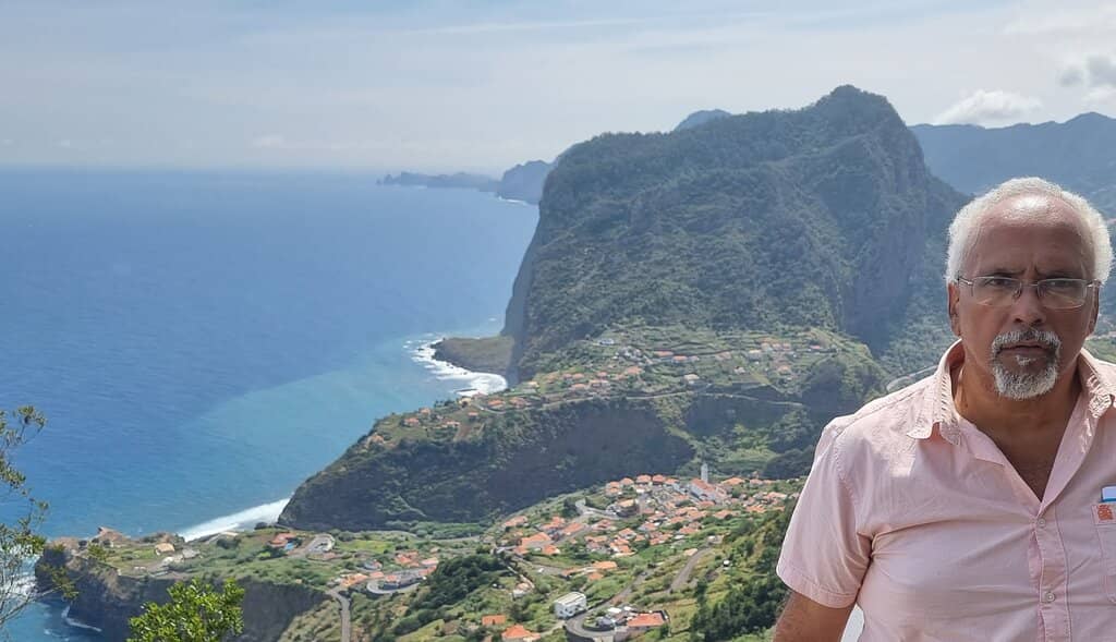 Sweeping Coastal Panorama