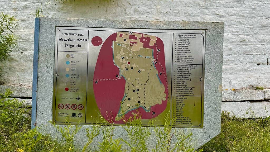 Kadalekalu Ganesha Statue