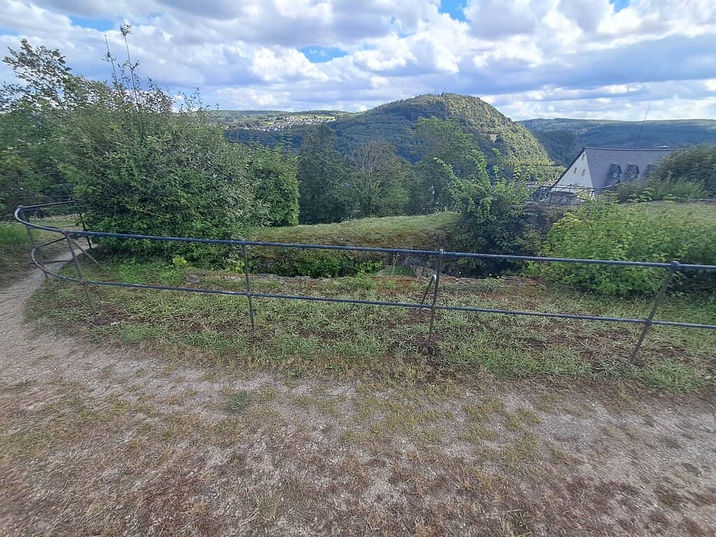 Castle Ruins Exploration