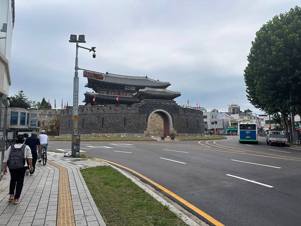 Paldalmun Gate's Grandeur