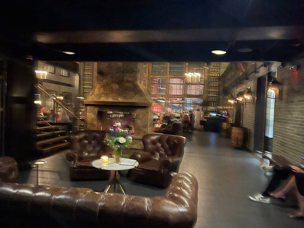 Industrial-Chic Ambiance