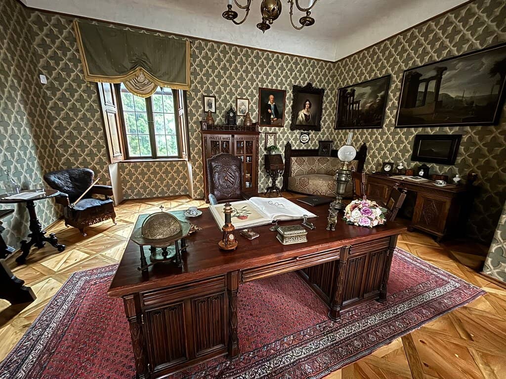 Expansive English Gardens