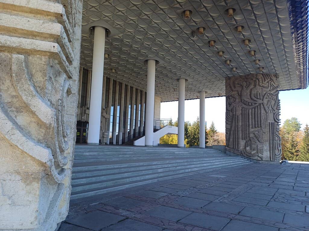 "Zuleikha Opens Her Eyes"