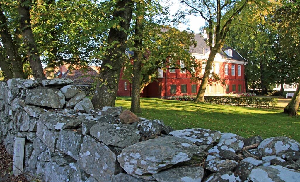 Historic Art & Furniture