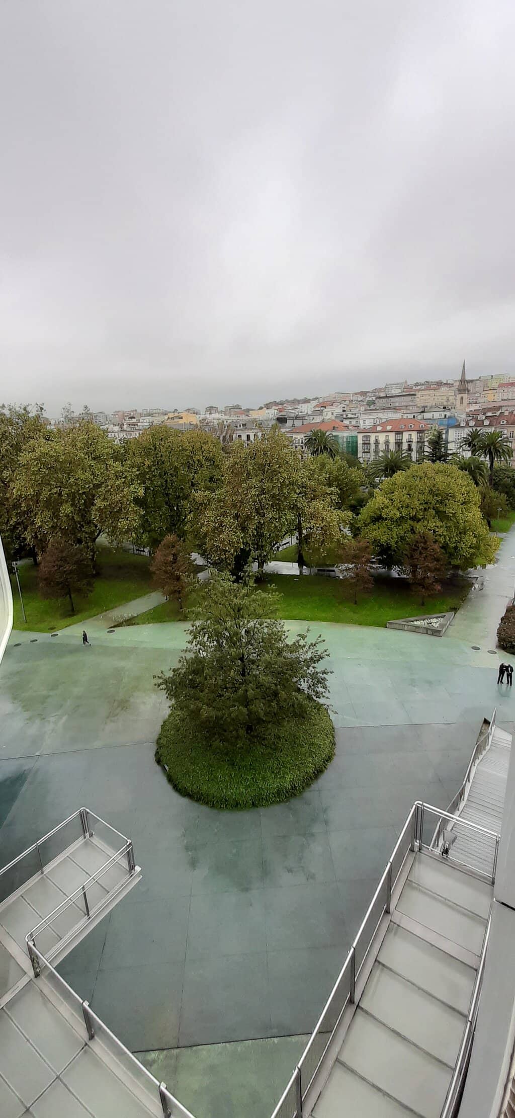 Los Raqueros Monument