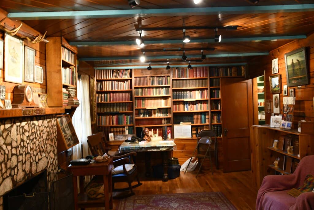 Badger Hole Cabin