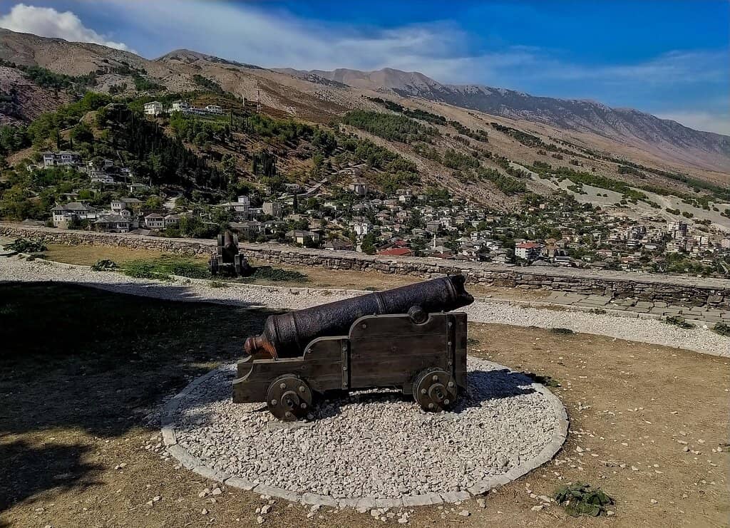 Military Museum & Exhibits