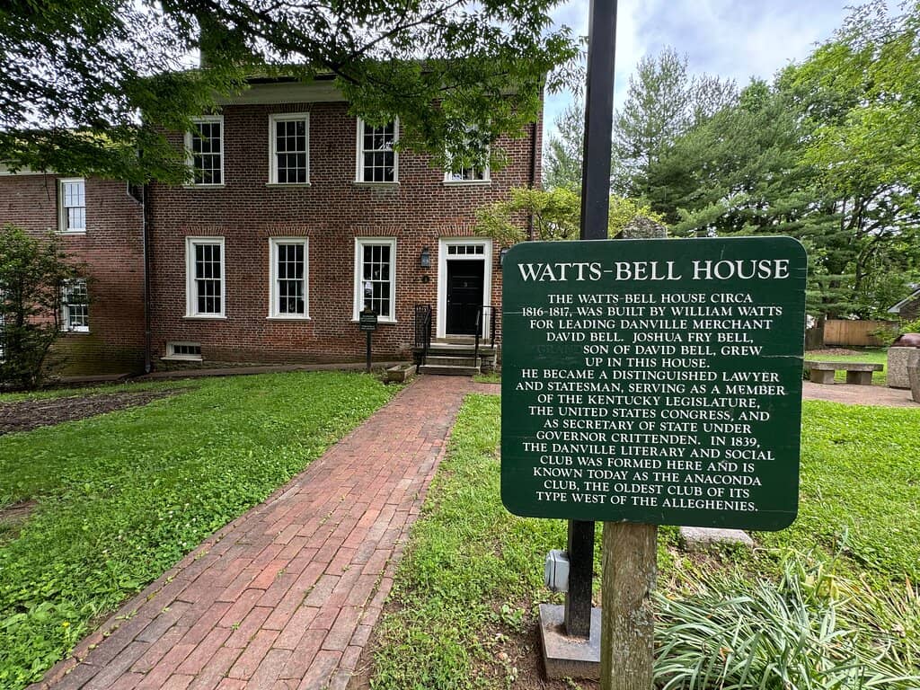 Visitor Center & Gift Shop